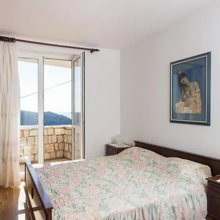 Sea View Apartman *